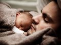 Защо сънят на дивана идва толкова лесно, а в леглото не можете да заспите?