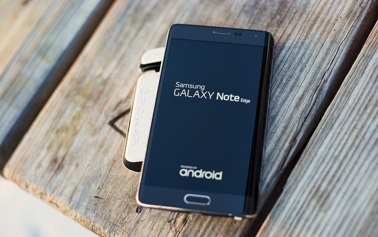 Samsung е оптимистично настроен за смартфоните с изкуствен интелект