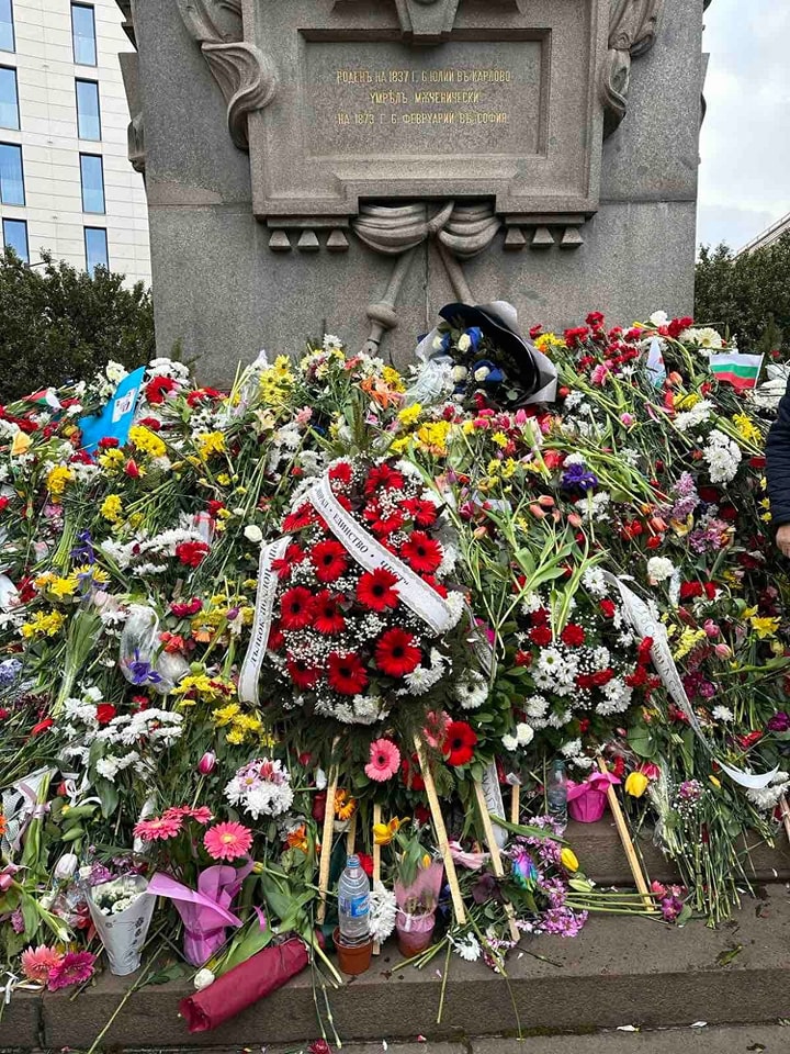 България почита паметта на Васил Левски